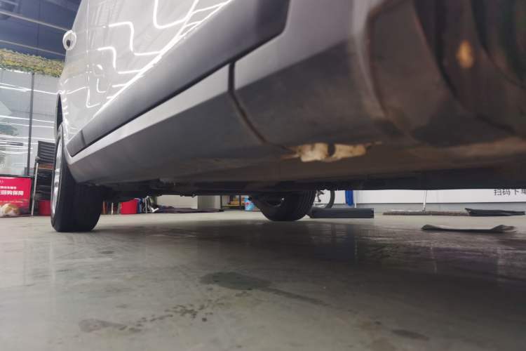 Used Peugeot 2008 2014 1.6L Automatic Trend Edition Right Side Sill