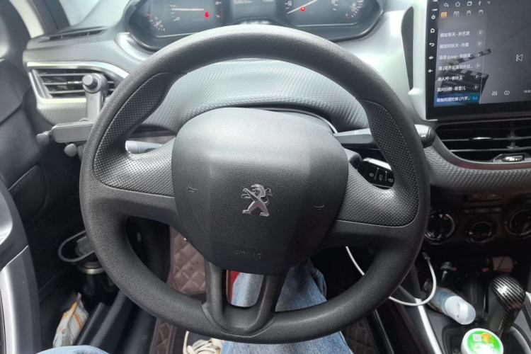 Used Peugeot 2008 2014 1.6L Automatic Trend Edition Steering Wheel