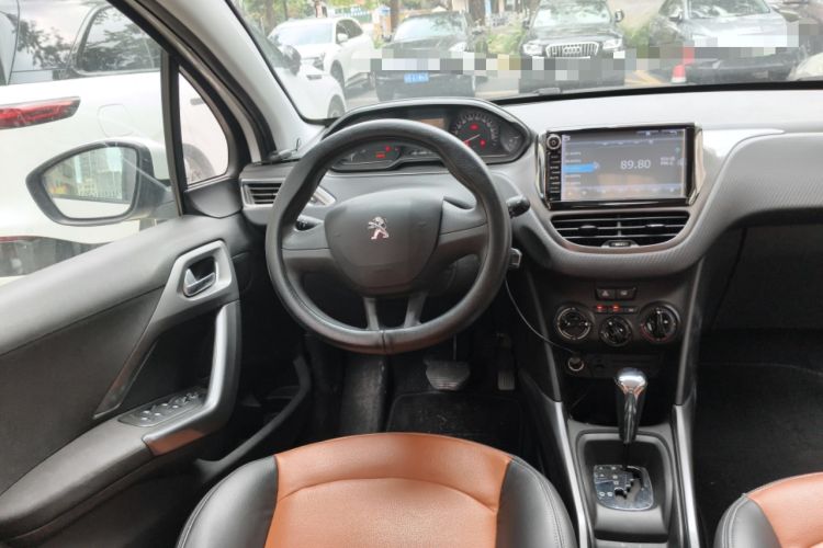Used Peugeot 2008 2014 1.6L Automatic Trend Edition Steering Wheel