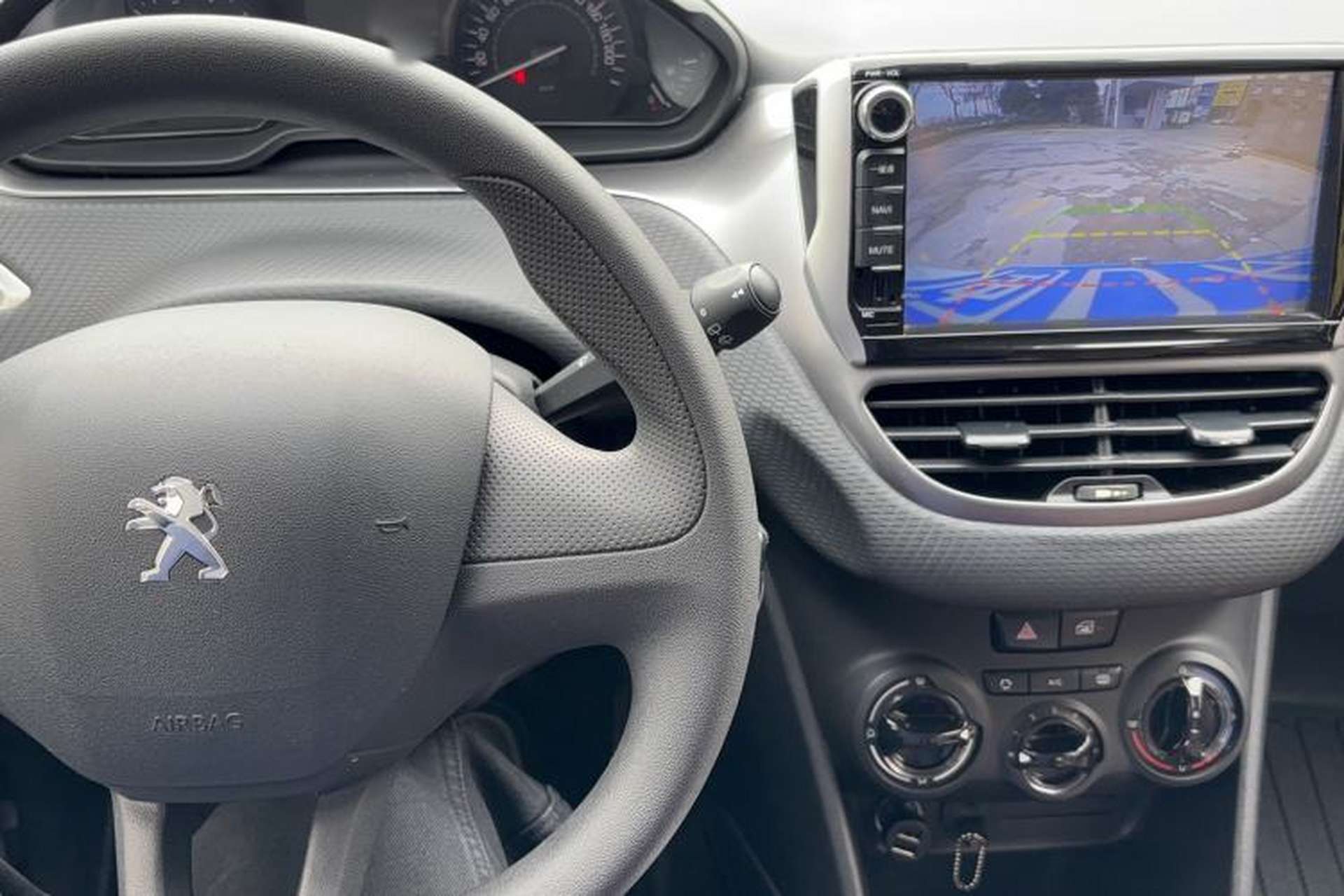 Used Peugeot 2008 2014 1.6L Automatic Trend Edition Steering Wheel