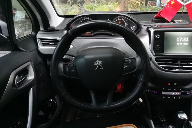Used Peugeot 2008 2014 1.6L Automatic Excellence Edition Steering Wheel