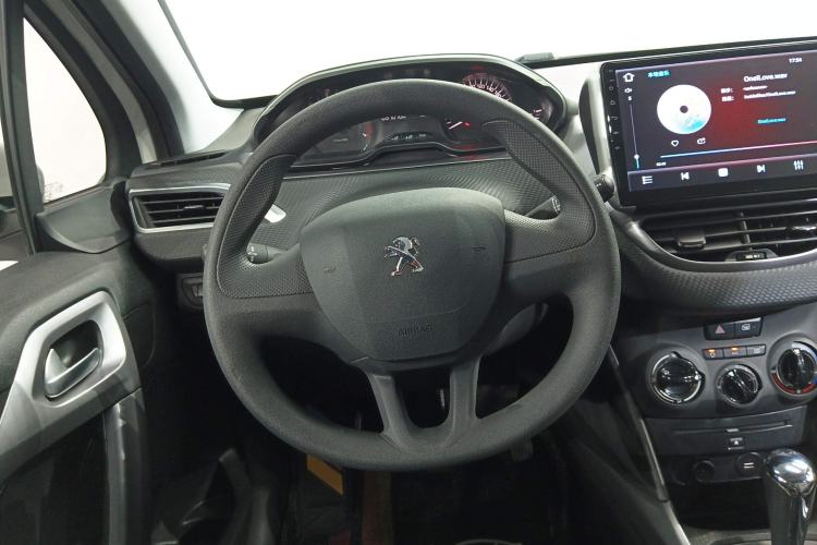 Used Peugeot 2008 2014 1.6L Automatic Trend Edition Steering Wheel