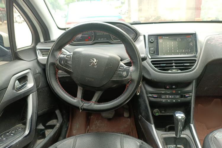 Used Peugeot 2008 2014 1.6L Automatic Fashion Edition Steering Wheel