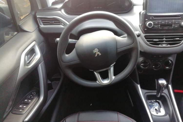 Used Peugeot 2008 2014 1.6L Automatic Trend Edition Steering Wheel