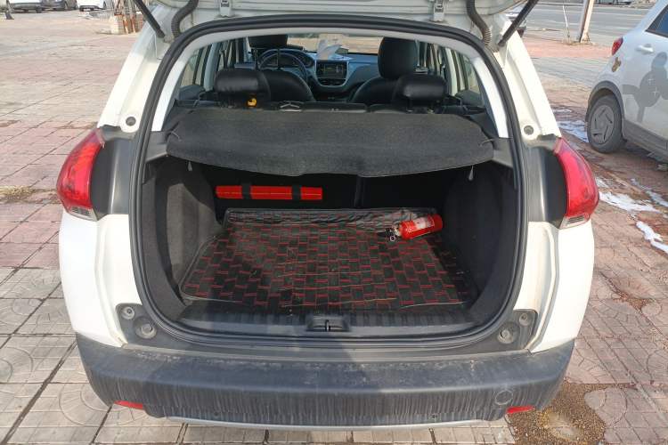 Used Peugeot 2008 2014 1.6L Automatic Fashion Edition Trunk