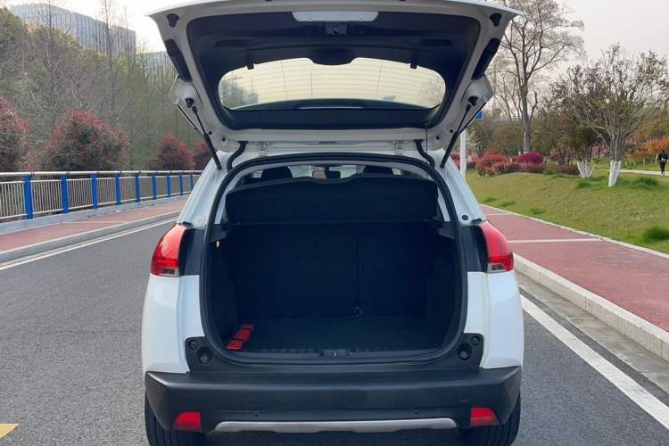 Used Peugeot 2008 2014 1.6L Automatic Fashion Edition Trunk