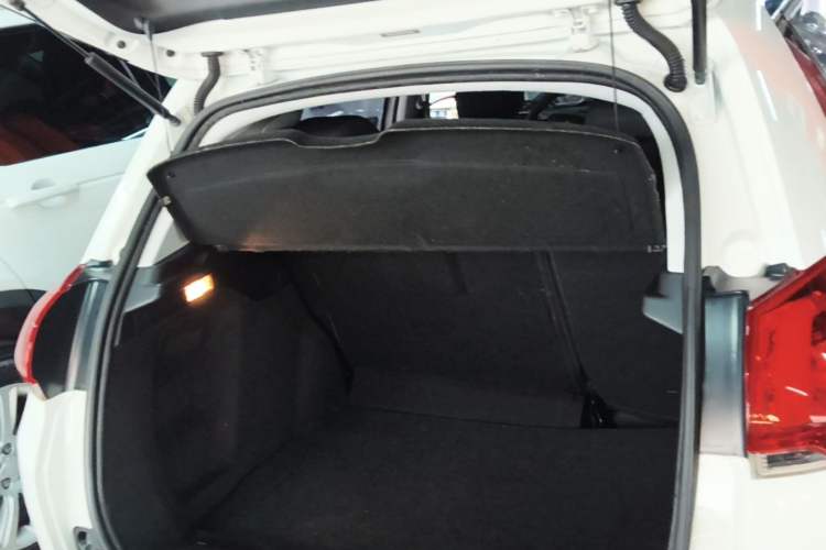 Used Peugeot 2008 2014 1.6L Automatic Fashion Edition Trunk