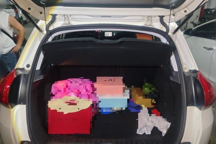 Used Peugeot 2008 2014 1.6L Automatic Fashion Edition Trunk