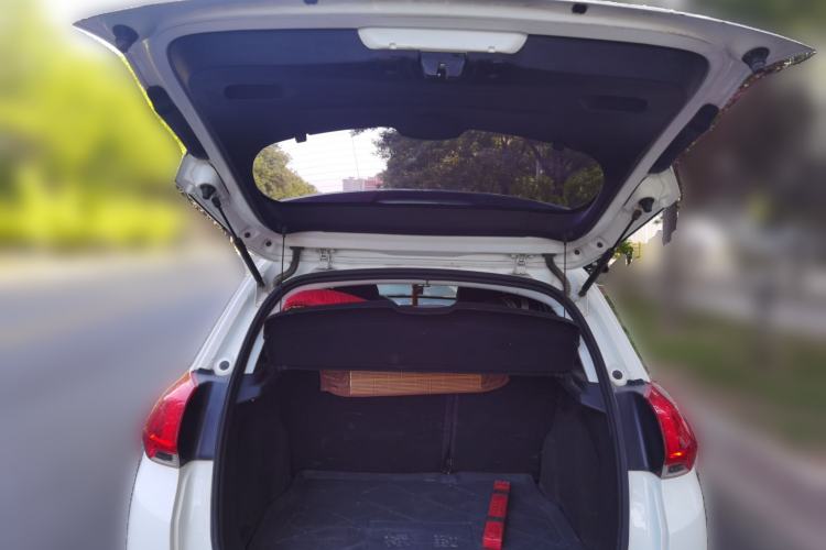 Used Peugeot 2008 2014 1.6L Automatic Fashion Edition Trunk