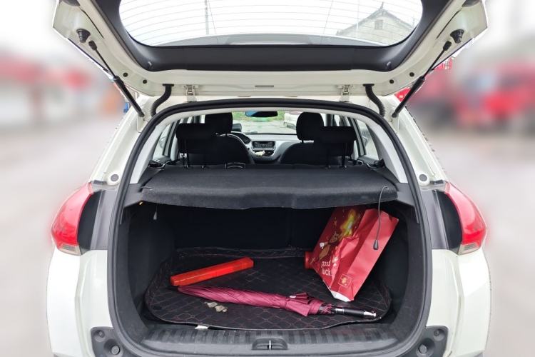 Used Peugeot 2008 2014 1.6L Automatic Trend Edition Trunk