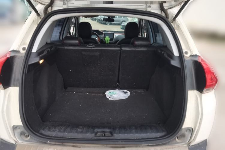 Used Peugeot 2008 2014 1.6L Manual Fashion Edition Trunk