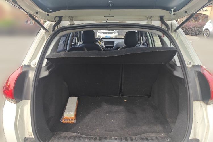 Used Peugeot 2008 2014 1.6L Automatic Fashion Edition Trunk
