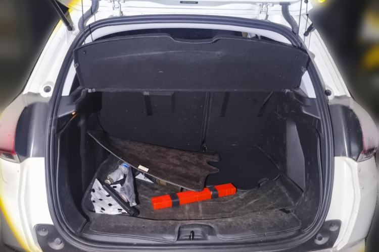 Used Peugeot 2008 2014 1.6L Manual Fashion Edition Trunk