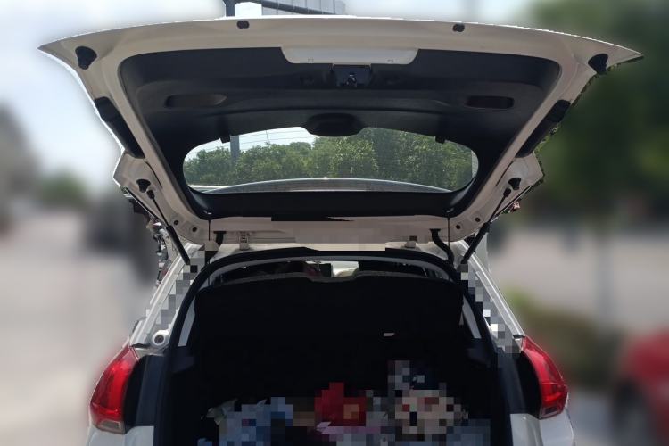 Used Peugeot 2008 2014 1.6L Automatic Navigation Edition Trunk