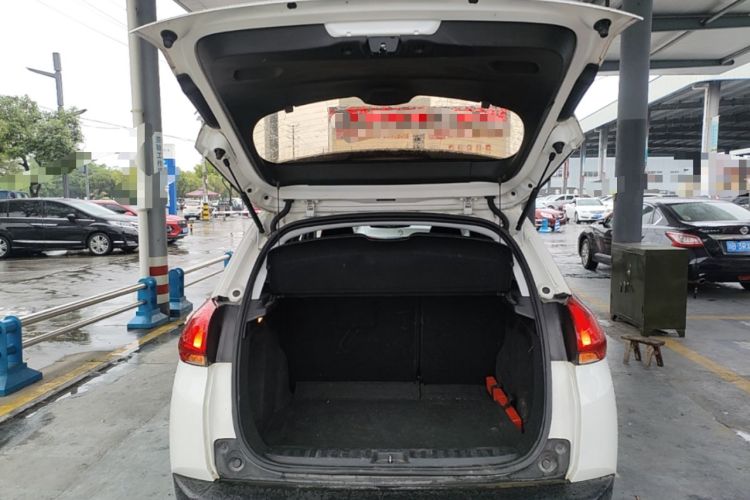Used Peugeot 2008 2014 1.6L Manual Fashion Edition Trunk