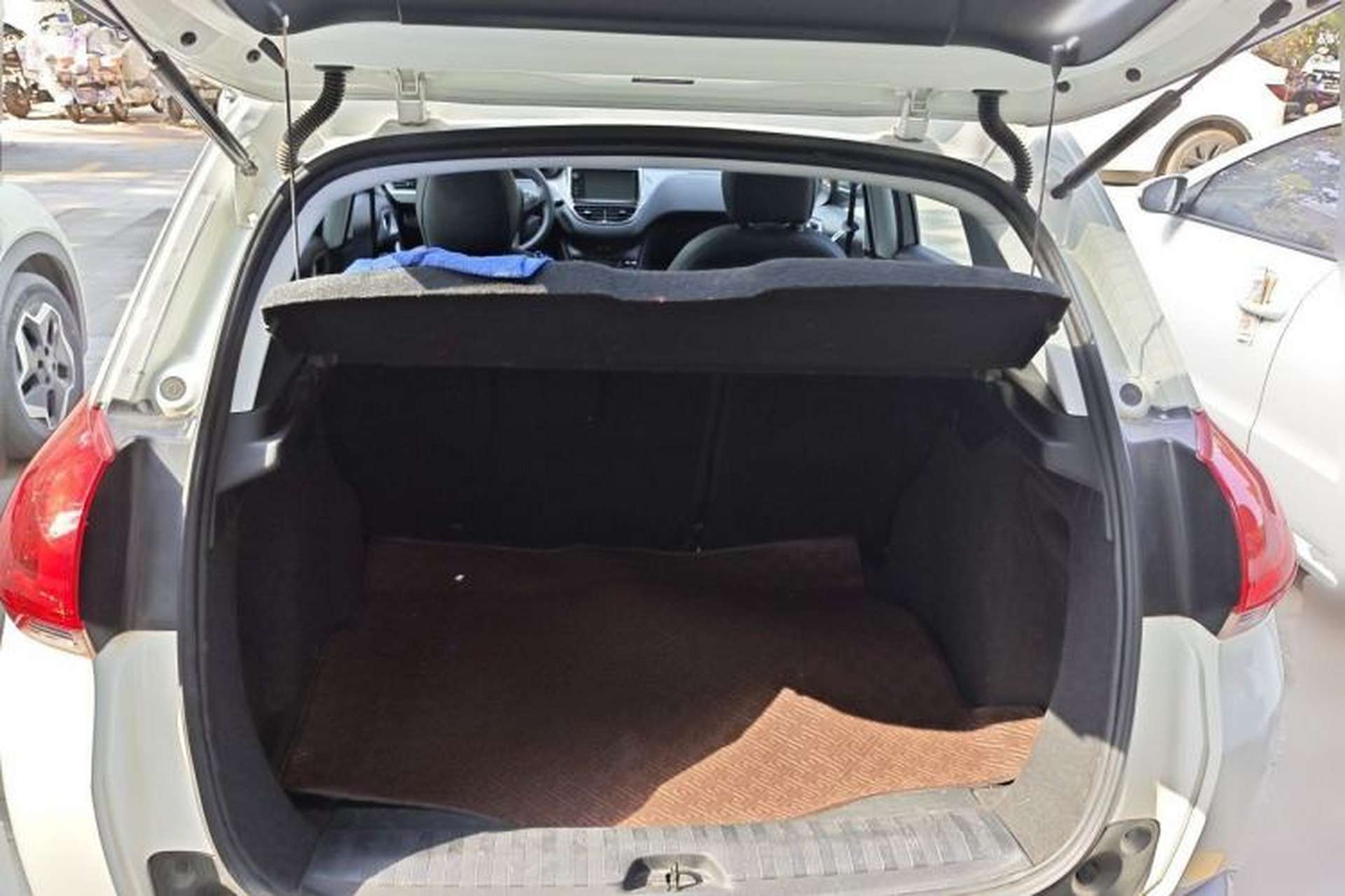Used Peugeot 2008 2014 1.6L Automatic Fashion Edition Trunk