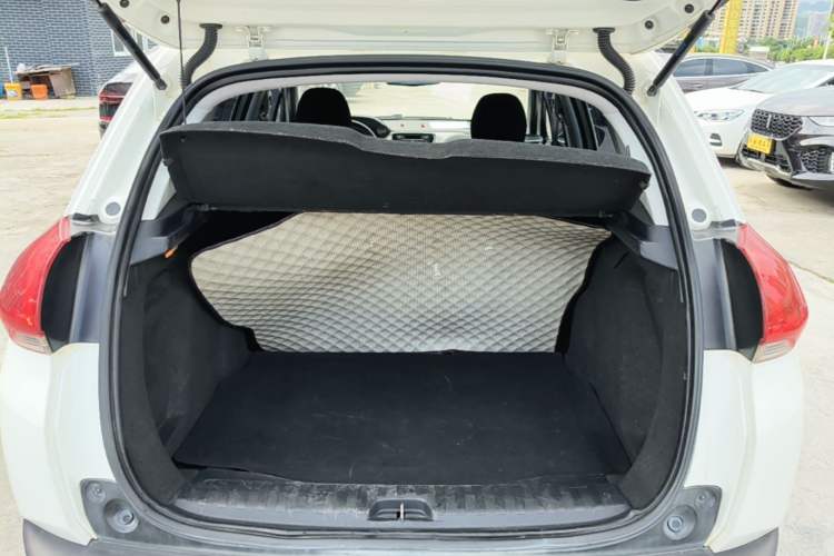 Used Peugeot 2008 2014 1.6L Automatic Trend Edition Trunk