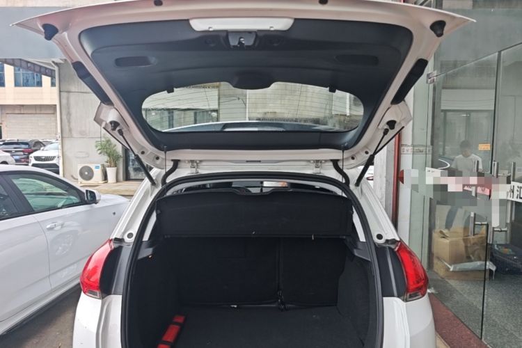 Used Peugeot 2008 2014 1.6L Automatic Fashion Edition Trunk
