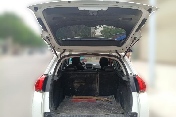 Used Peugeot 2008 2014 1.6L Automatic Fashion Edition Trunk