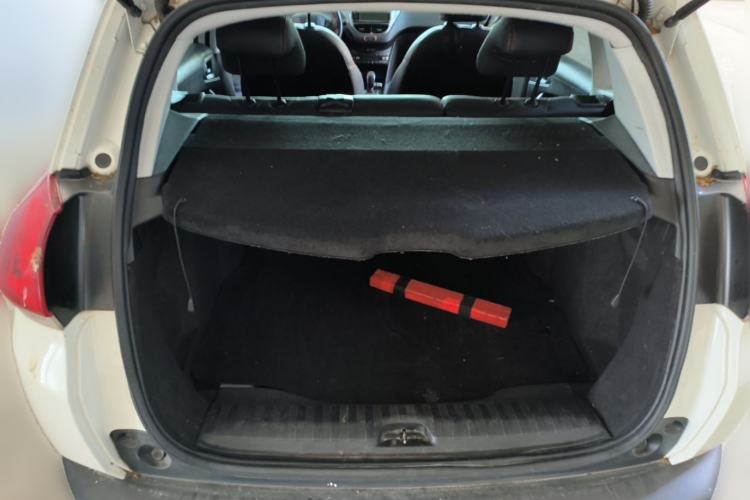 Used Peugeot 2008 2014 1.6L Manual Fashion Edition Trunk