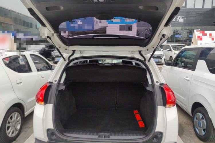 Used Peugeot 2008 2014 1.6L Automatic Fashion Edition Trunk