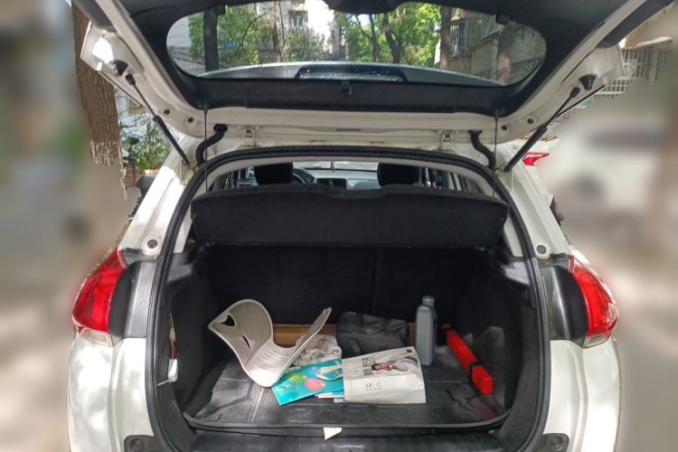 Used Peugeot 2008 2014 1.6L Automatic Navigation Edition Trunk