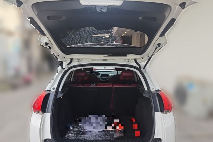 Used Peugeot 2008 2014 1.6L Automatic Fashion Edition Trunk