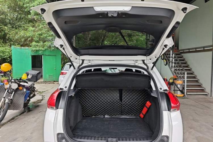 Used Peugeot 2008 2014 1.6L Automatic Trend Edition Trunk