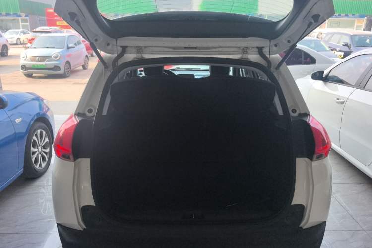 Used Peugeot 2008 2014 1.6L Manual Trend Edition Trunk