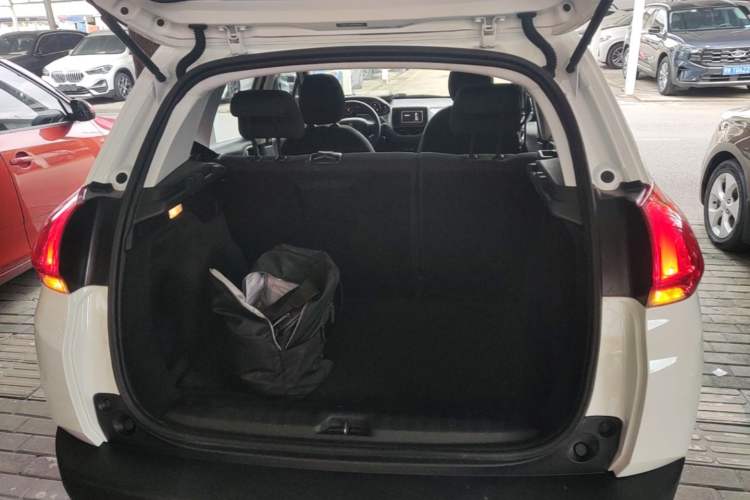 Used Peugeot 2008 2014 1.6L Automatic Fashion Edition Trunk