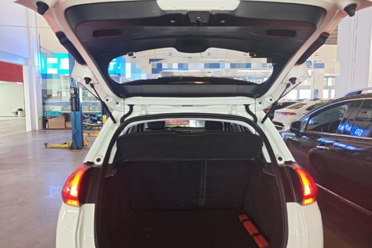Used Peugeot 2008 2014 1.6L Automatic Fashion Edition Trunk