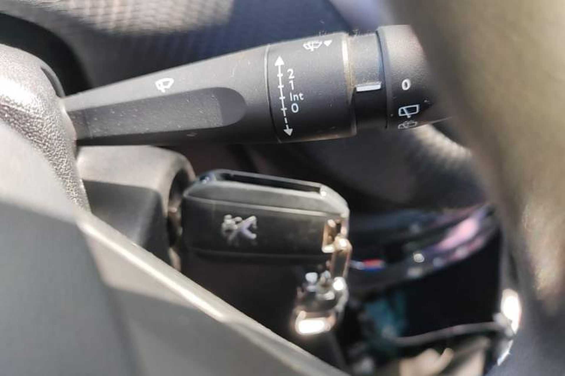 Used Peugeot 2008 2014 1.6L Automatic Fashion Edition Vehicle Key
