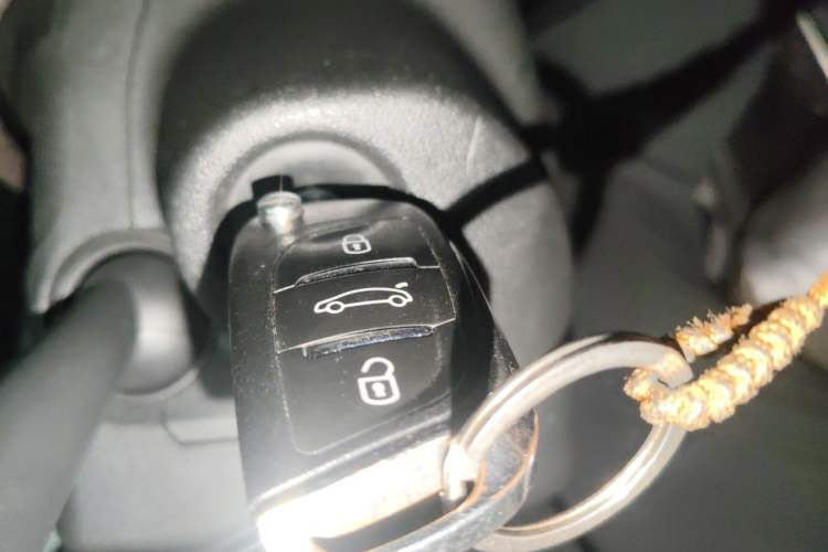 Used Peugeot 2008 2014 1.6L Automatic Fashion Edition Vehicle Key