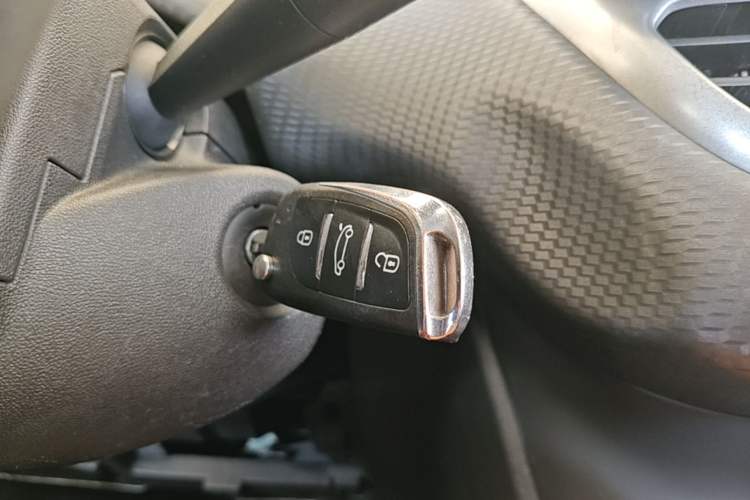 Used Peugeot 2008 2014 1.6L Automatic Trend Edition Vehicle Key