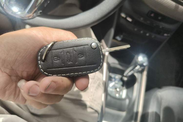 Used Peugeot 2008 2014 1.6L Automatic Fashion Edition Vehicle Key