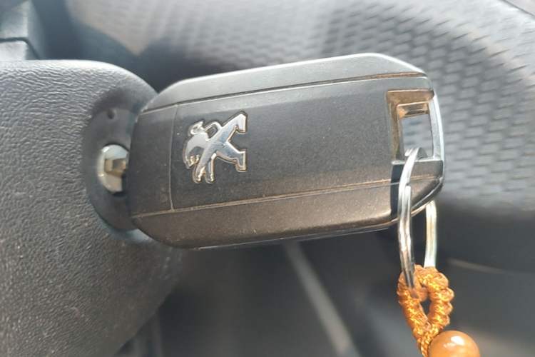 Used Peugeot 2008 2014 1.6L Automatic Fashion Edition Vehicle Key