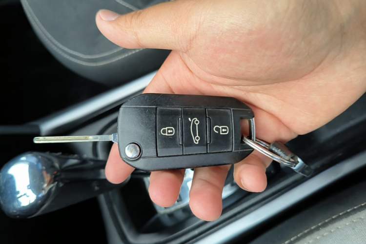 Used Peugeot 2008 2014 1.6L Automatic Trend Edition Vehicle Key