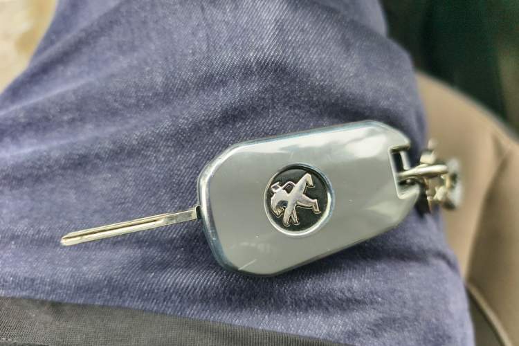 Used Peugeot 2008 2014 1.6L Automatic Fashion Edition Vehicle Key