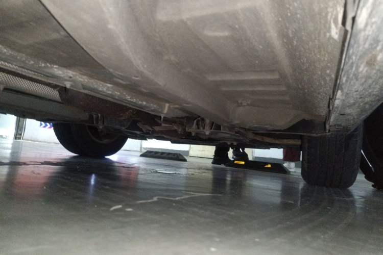 Used Peugeot 2008 2015 1.6L Automatic Playcool Edition Chassis Front Right