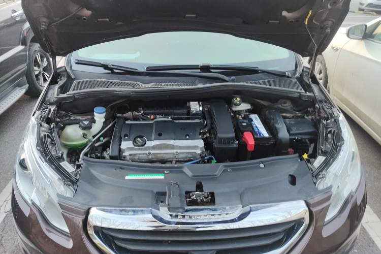 Used Peugeot 2008 2015 Playful Edition 1.6L Automatic Gold Diamond Model Engine Bay
