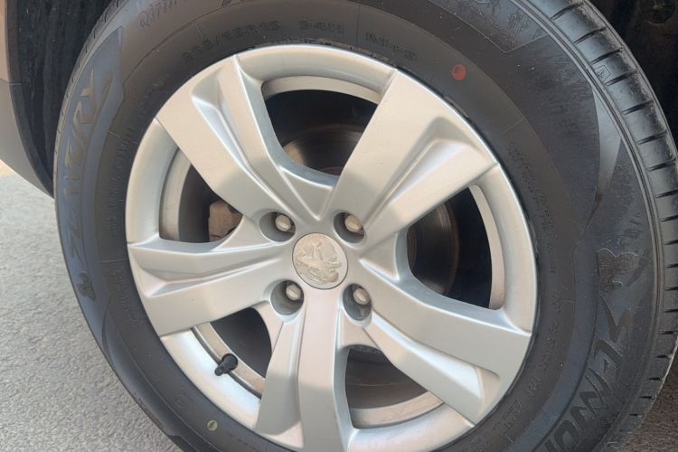 Used Peugeot 2008 2015 1.6L Automatic Playcool Edition Exterior 10