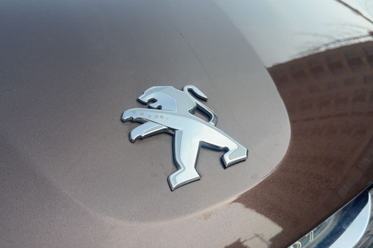 Used Peugeot 2008 2015 1.6L Automatic Playcool Edition Exterior 7