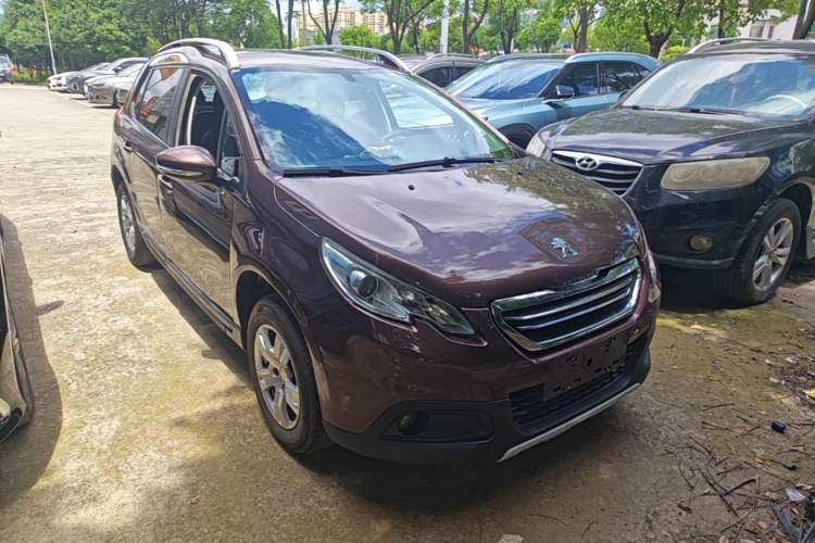 Used Peugeot 2008 2015 1.6L Automatic Playcool Edition Front Right 45 Deg