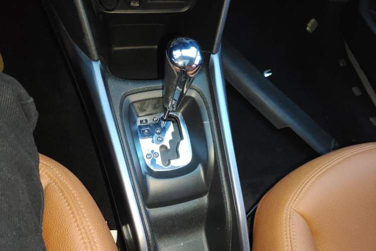 Used Peugeot 2008 2015 Playful Edition 1.6L Automatic Gold Diamond Model Gear Lever