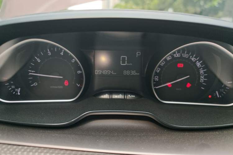 Used Peugeot 2008 2015 1.6L Automatic Playcool Edition Instrument Cluster