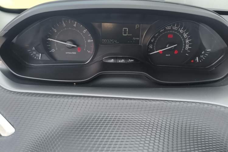 Used Peugeot 2008 2015 1.6L Automatic Playcool Edition Instrument Cluster