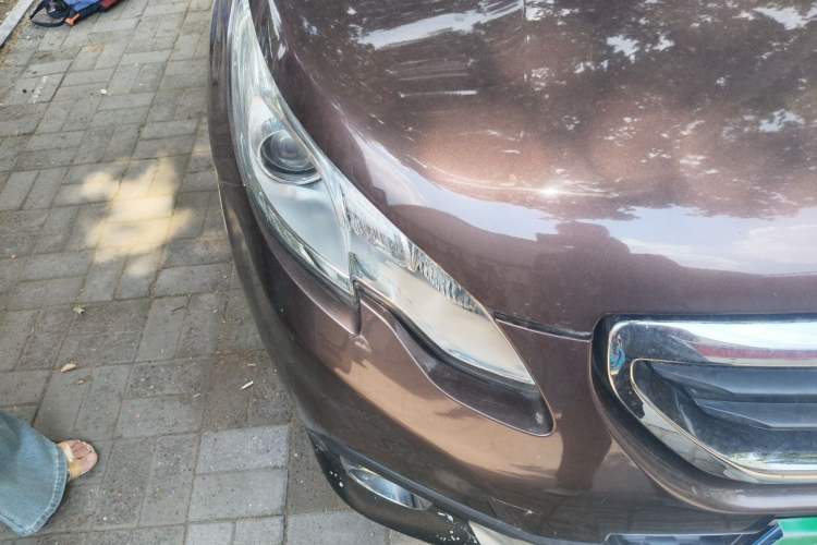Used Peugeot 2008 2015 1.6L Automatic Playcool Edition Right Front Headlight