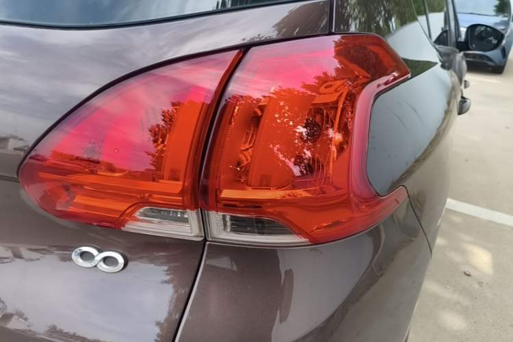 Used Peugeot 2008 2015 1.6L Automatic Playcool Edition Right Rear Taillight