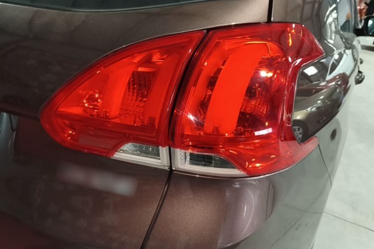 Used Peugeot 2008 2015 1.6L Automatic Playcool Edition Right Rear Taillight