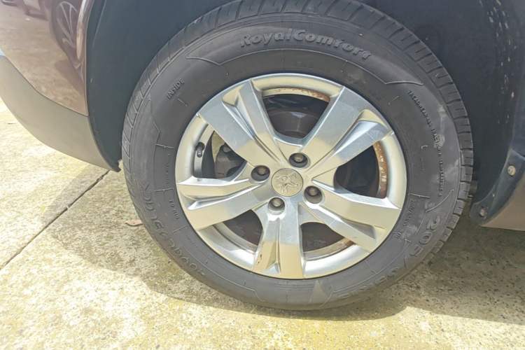 Used Peugeot 2008 2015 1.6L Automatic Playcool Edition Right Rear Wheel Hub